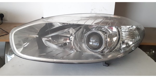 RENAULT FLUENCE SOL (09/13) XENON